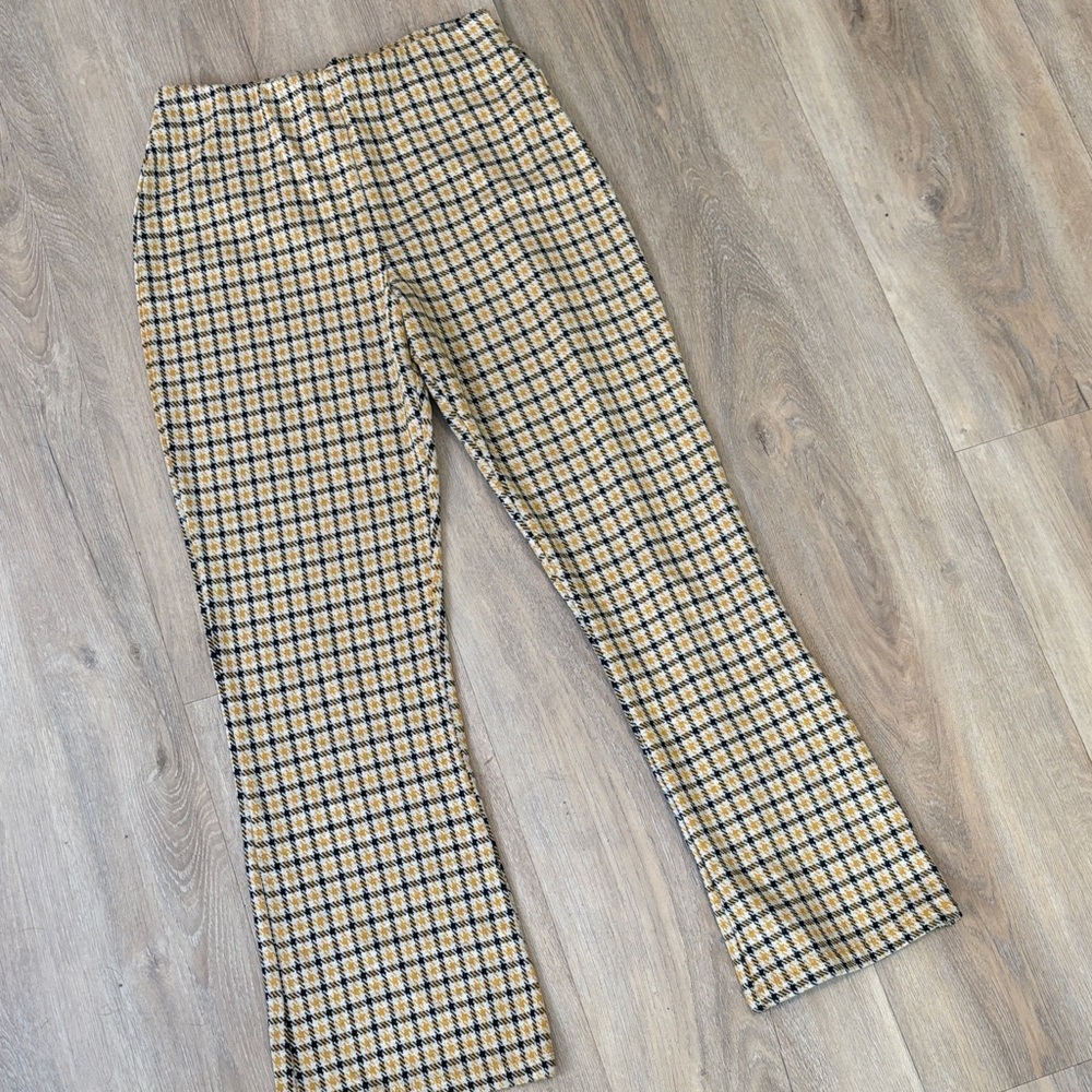 Check Plaid Stretch Pants in Beige and Navy